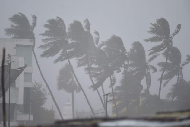 cyclone Nivar Chennai